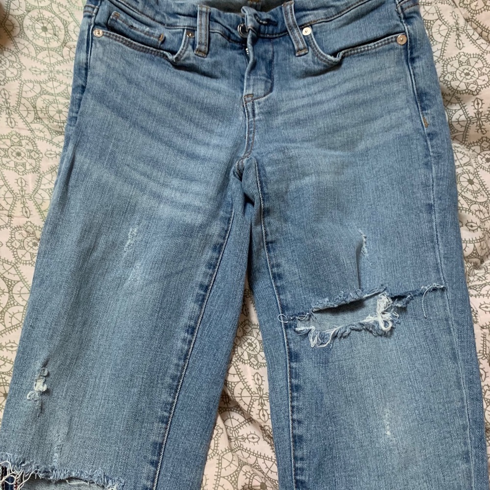 BLANK NYC JEANS SIZE 24 DEEF CUFF